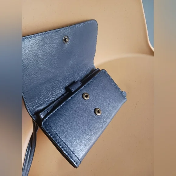 FRYE blue navy genuine leather crossbody wallet, organizer  bag - Picture 7 of 10